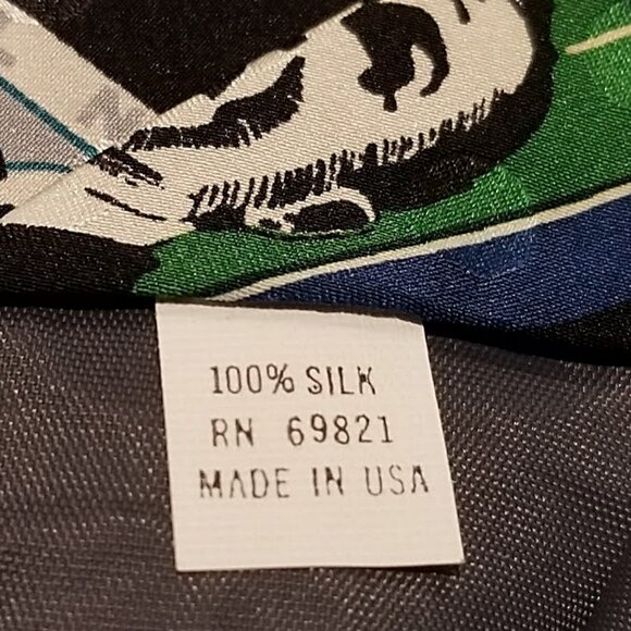 Vintage RM Style NFL Football America's Favorite Sport Men Silk Necktie Tie 55.5 - Picture 6 of 6